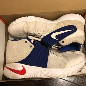 Kyrie 2 “USA”
